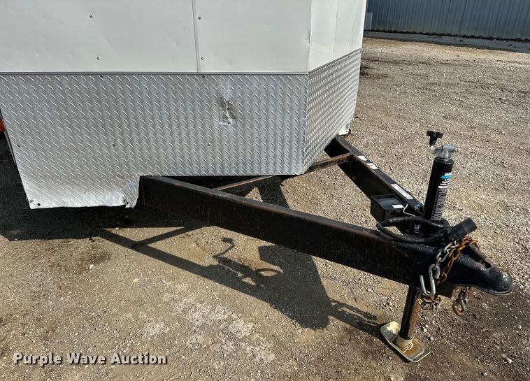 image for item EG1487 2015 Horton Vans HY716TA enclosed cargo trailer