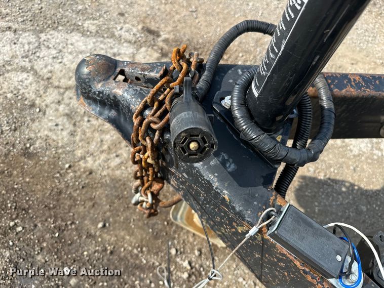 image for item EG1487 2015 Horton Vans HY716TA enclosed cargo trailer