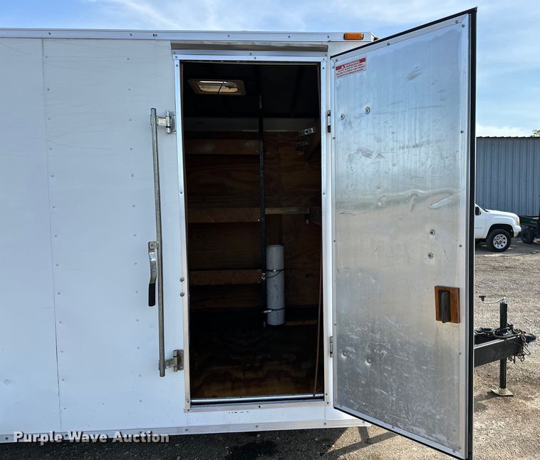 image for item EG1487 2015 Horton Vans HY716TA enclosed cargo trailer