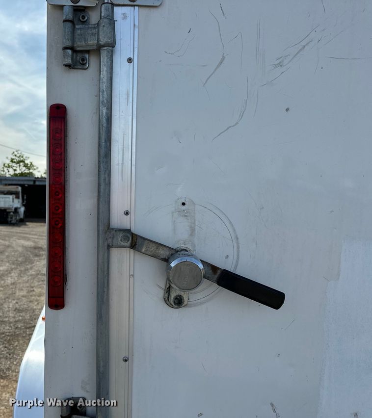 image for item EG1487 2015 Horton Vans HY716TA enclosed cargo trailer