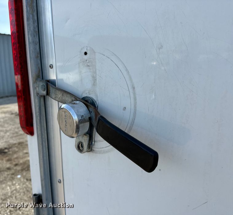 image for item EG1487 2015 Horton Vans HY716TA enclosed cargo trailer