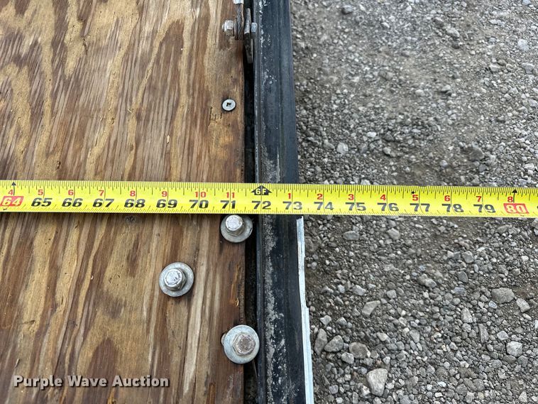 image for item EG1487 2015 Horton Vans HY716TA enclosed cargo trailer