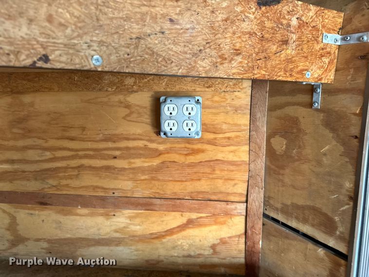 image for item EG1487 2015 Horton Vans HY716TA enclosed cargo trailer