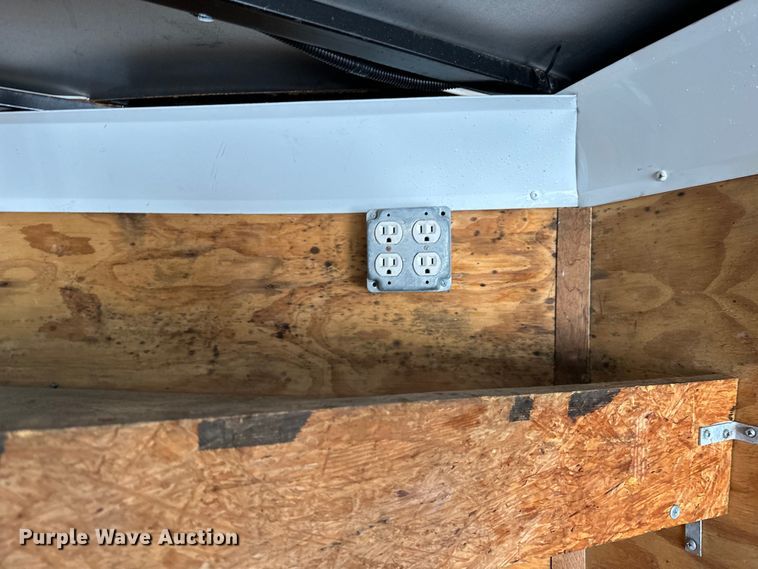 image for item EG1487 2015 Horton Vans HY716TA enclosed cargo trailer