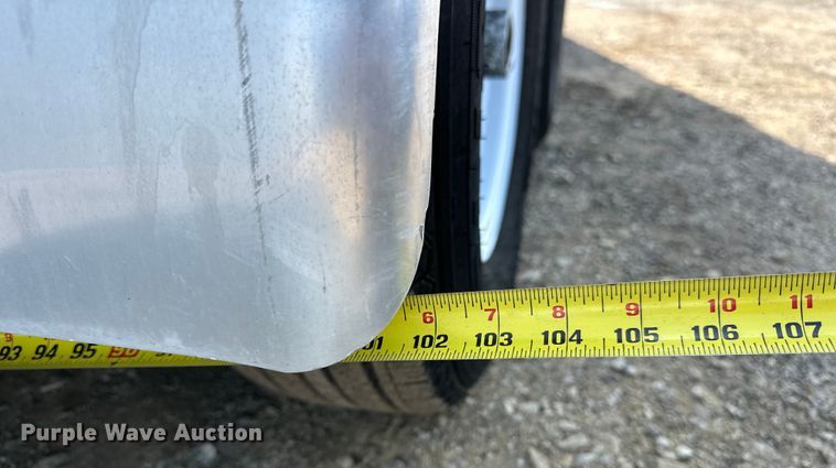 image for item EG1487 2015 Horton Vans HY716TA enclosed cargo trailer