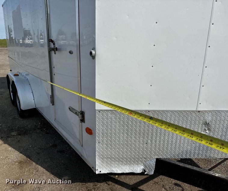 image for item EG1487 2015 Horton Vans HY716TA enclosed cargo trailer