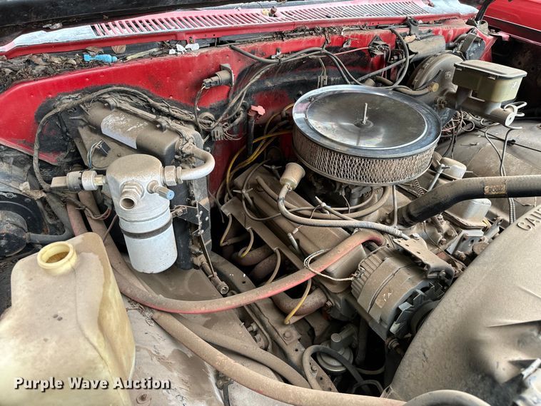 image for item EH3989 1986 Chevrolet   C10 pickup truck