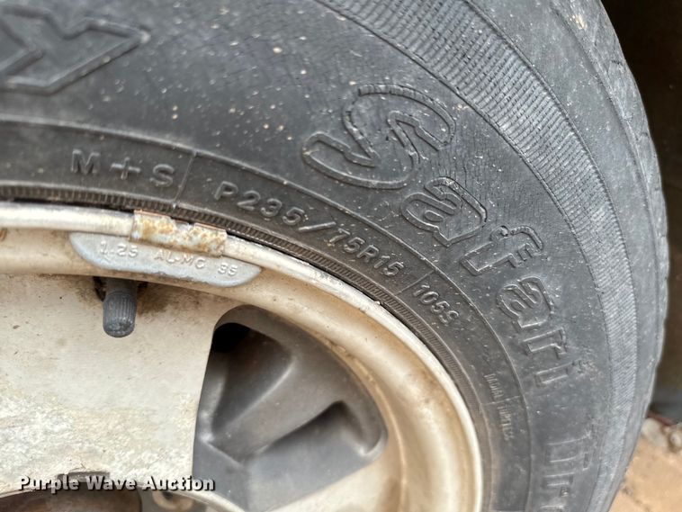 image for item EH3989 1986 Chevrolet   C10 pickup truck