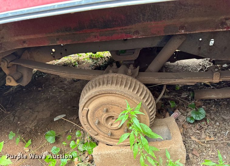 image for item EH3989 1986 Chevrolet   C10 pickup truck