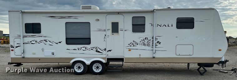 image for item EH4335 2007 Dutchman Denali camper
