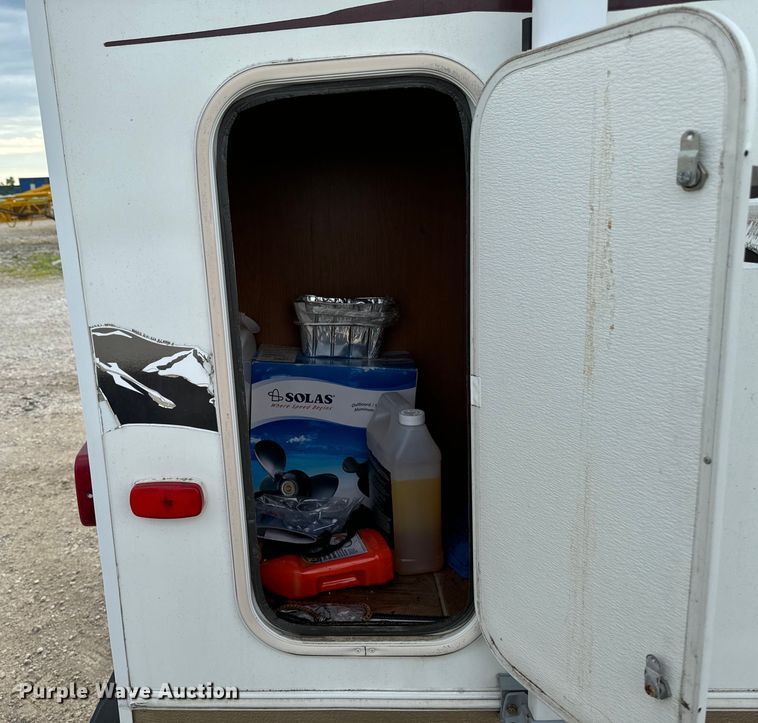 image for item EH4335 2007 Dutchman Denali camper