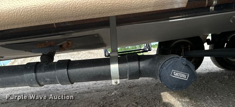 image for item EH4335 2007 Dutchman Denali camper