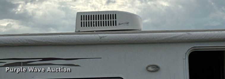 image for item EH4335 2007 Dutchman Denali camper