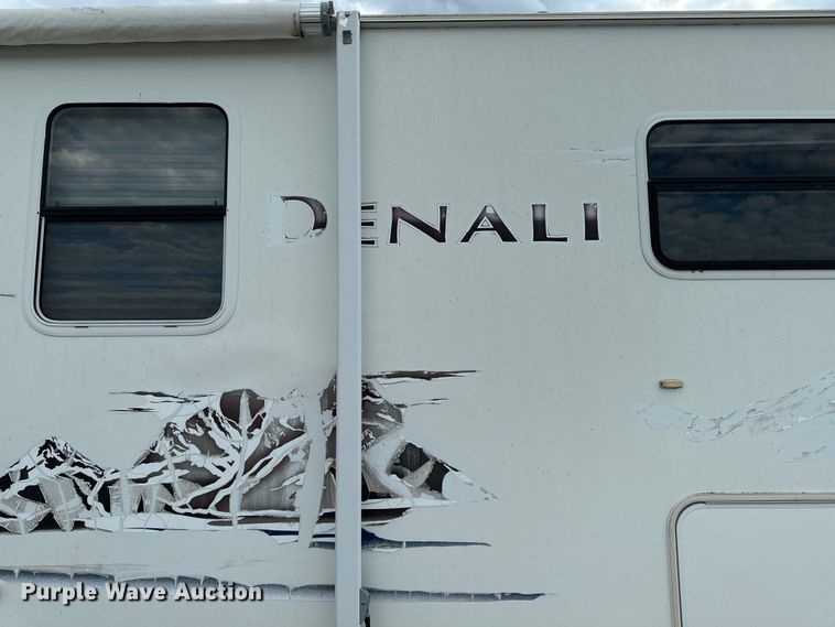 image for item EH4335 2007 Dutchman Denali camper