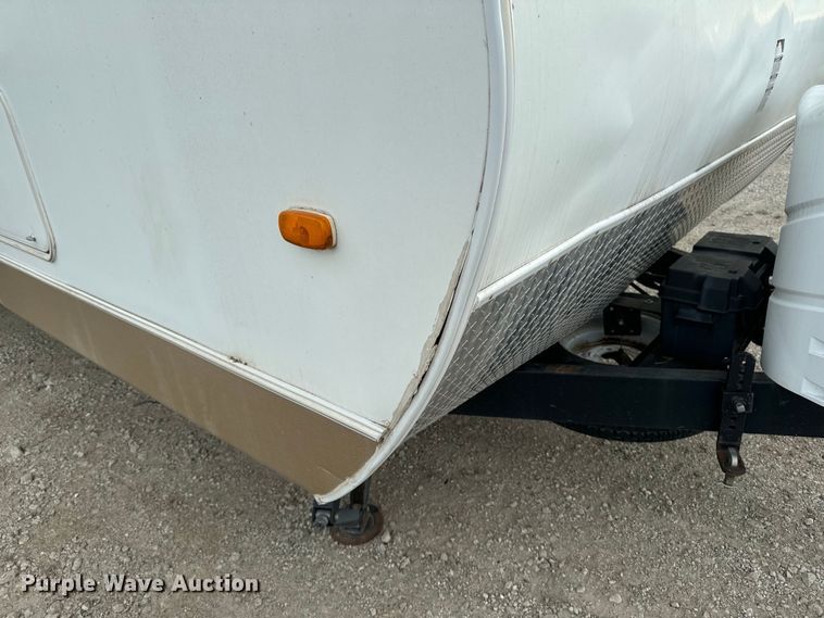 image for item EH4335 2007 Dutchman Denali camper