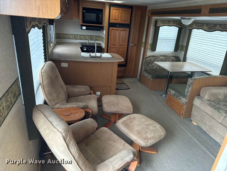 image for item EH4335 2007 Dutchman Denali camper