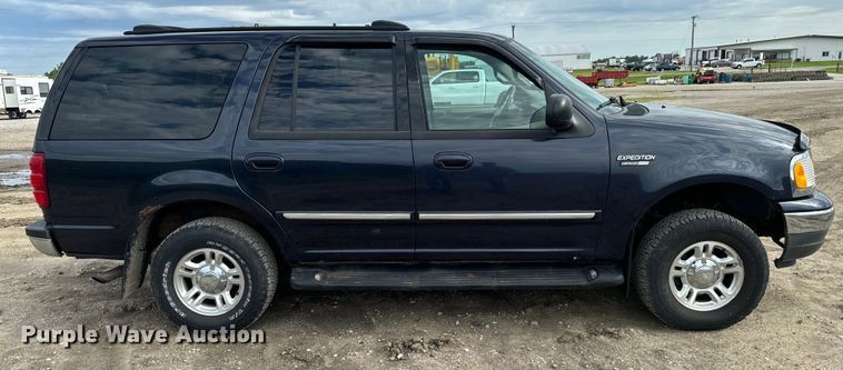 image for item EH4336 2001 Ford Expedition SUV