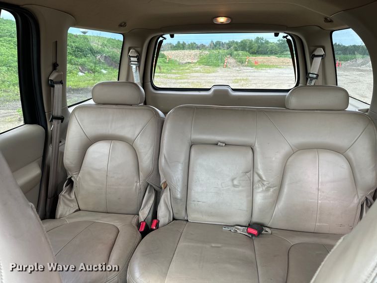 image for item EH4336 2001 Ford Expedition SUV