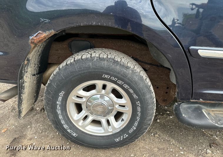 image for item EH4336 2001 Ford Expedition SUV