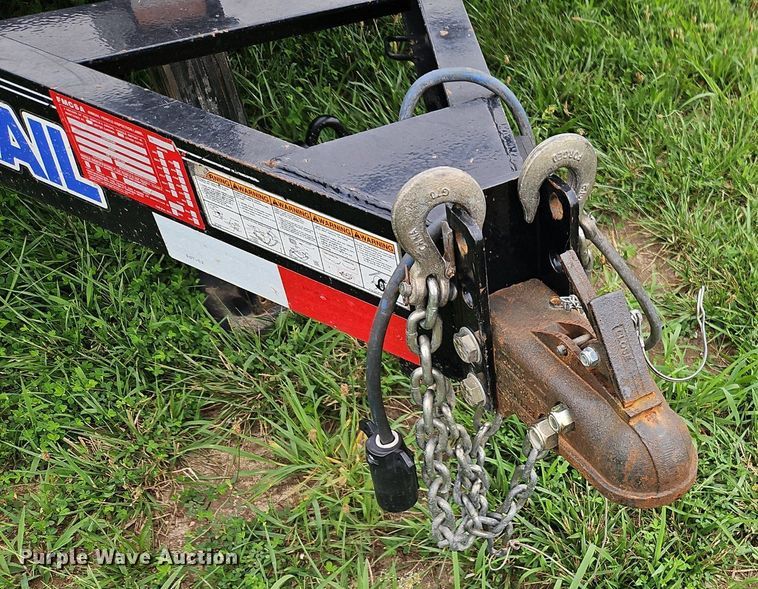 image for item EI3952 2022 Load Trail equipment trailer