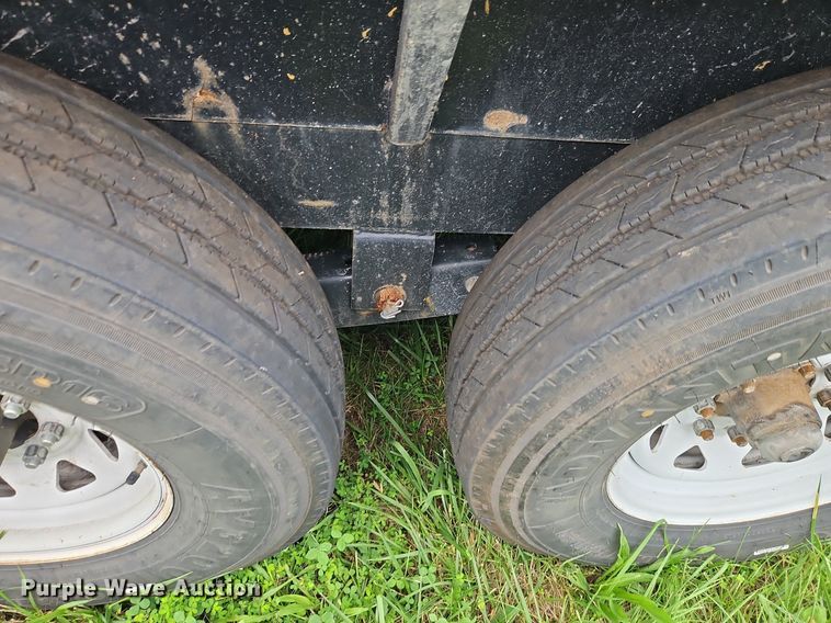 image for item EI3952 2022 Load Trail equipment trailer