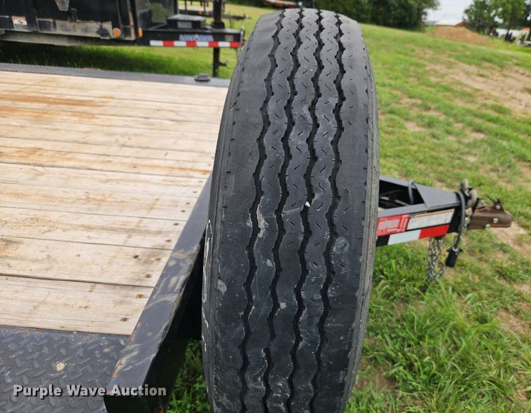 image for item EI3952 2022 Load Trail equipment trailer