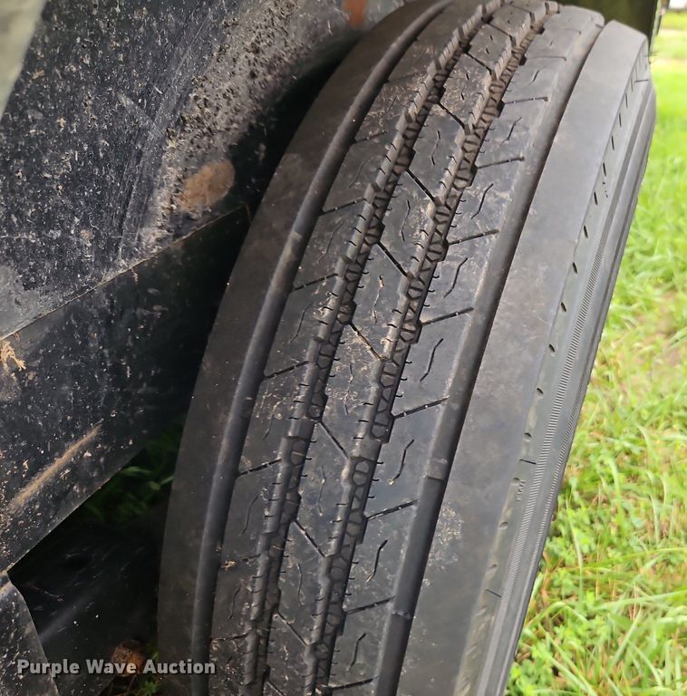 image for item EI3952 2022 Load Trail equipment trailer