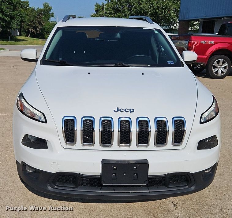 image for item EI3955 2015 Jeep Cherokee Latitude SUV