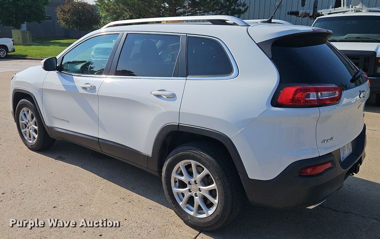 image for item EI3955 2015 Jeep Cherokee Latitude SUV