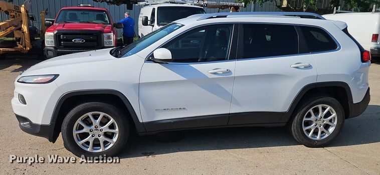 image for item EI3955 2015 Jeep Cherokee Latitude SUV