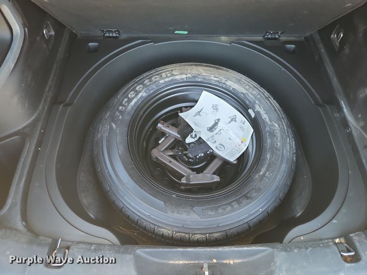 image for item EI3955 2015 Jeep Cherokee Latitude SUV