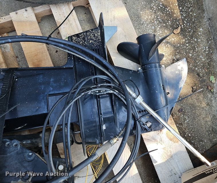 image for item EI3957 2000 Mercury Tracker 60 engine