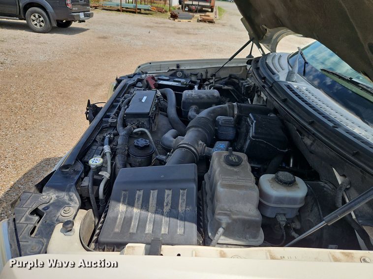 image for item EI3960 2009 Ford F150 Platinum  SuperCrew pickup truck