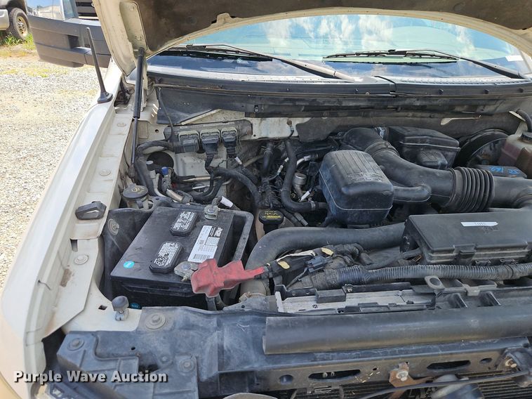 image for item EI3960 2009 Ford F150 Platinum  SuperCrew pickup truck