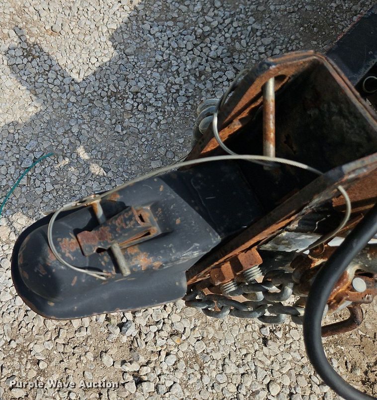 image for item EI3961 2017 Rice Trailers PTH22 tilt deck equipment trailer