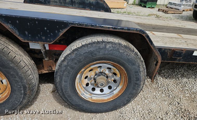 image for item EI3961 2017 Rice Trailers PTH22 tilt deck equipment trailer