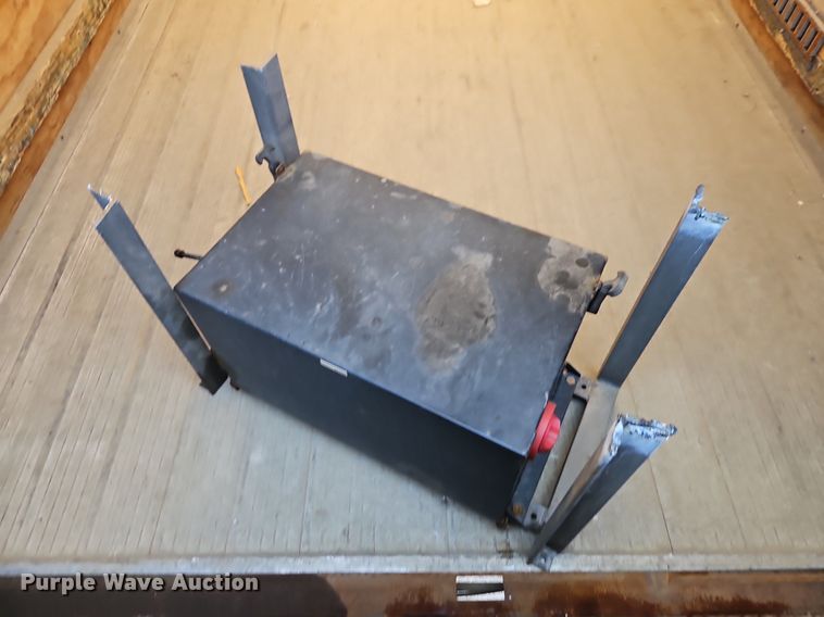 image for item EI3967 2015 Brown 491713201 box bed 