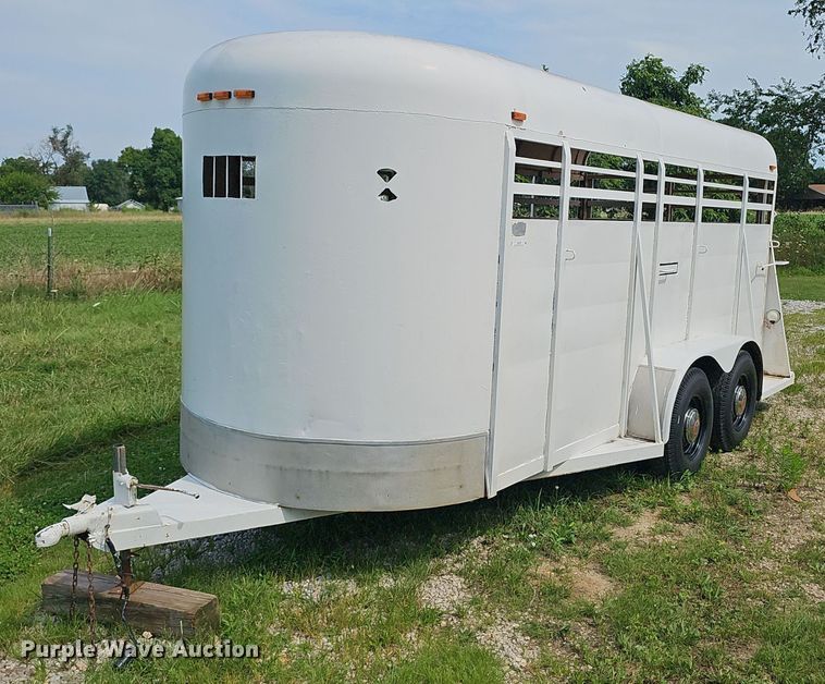 image for item EJ5750 1990 Chaparrel Stock Trailer  livestock trailer