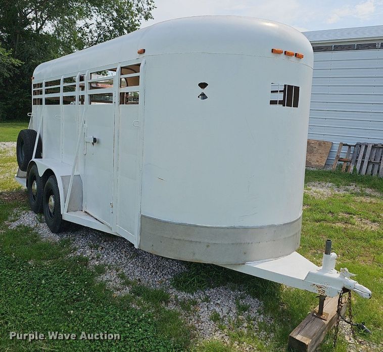 image for item EJ5750 1990 Chaparrel Stock Trailer  livestock trailer