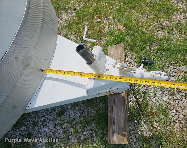 image for item EJ5750 1990 Chaparrel Stock Trailer  livestock trailer