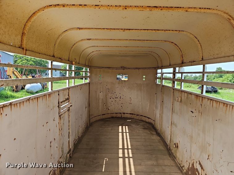 image for item EJ5750 1990 Chaparrel Stock Trailer  livestock trailer