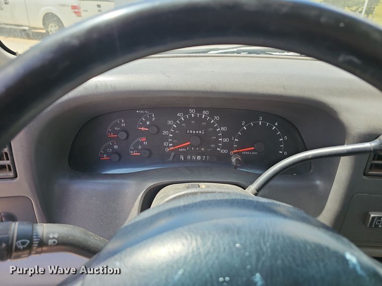 image for item EJ5755 1999 Ford F250 Super Duty SuperCab utility bed pickup truck