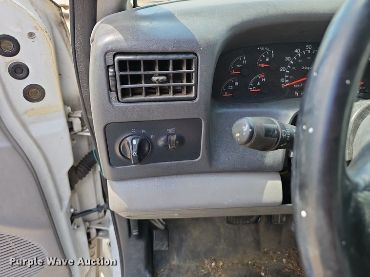 image for item EJ5755 1999 Ford F250 Super Duty SuperCab utility bed pickup truck