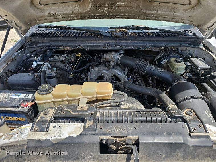 image for item EJ5755 1999 Ford F250 Super Duty SuperCab utility bed pickup truck