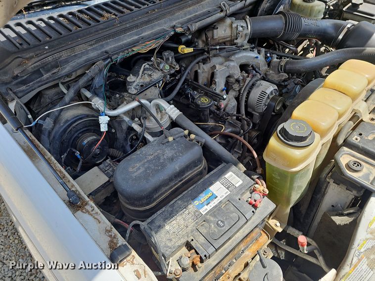 image for item EJ5755 1999 Ford F250 Super Duty SuperCab utility bed pickup truck