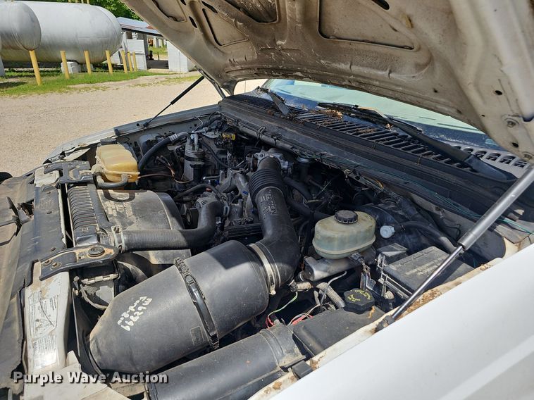 image for item EJ5755 1999 Ford F250 Super Duty SuperCab utility bed pickup truck