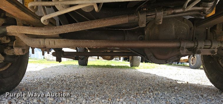 image for item EJ5755 1999 Ford F250 Super Duty SuperCab utility bed pickup truck