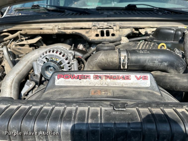 image for item EJ6365 2006 Ford  F550 Super Duty truck cab and chassis