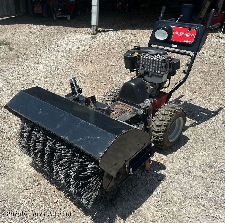 image for item EJ7020 Gravely  936 PB broom