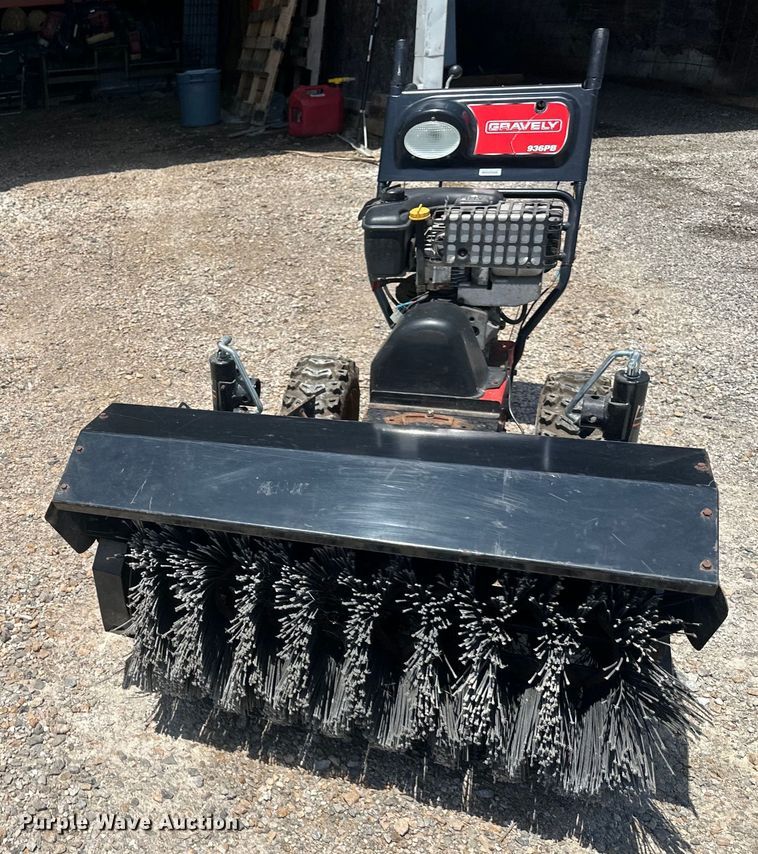 image for item EJ7020 Gravely  936 PB broom